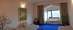 Hotel Whistling Pines Resort Shimla
